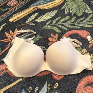 Victoria’s Secret Beige Push-Up Bra | Size 36D